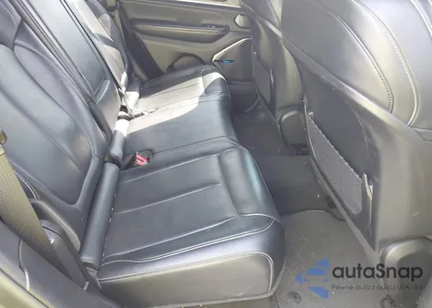 2022 Jeep Grand Cherokee Overland 4X4 z USA, uszkodzony, nr VIN 1C4RJHDG5N8635976